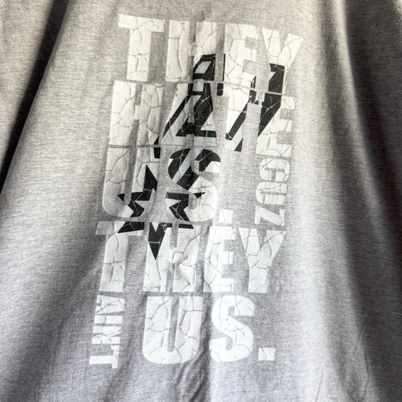 American Apparel Graphic T-Shirt - Picture 3 of 5